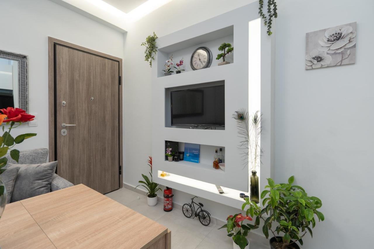 Comfy Apt Next To Metro 아테네 외부 사진